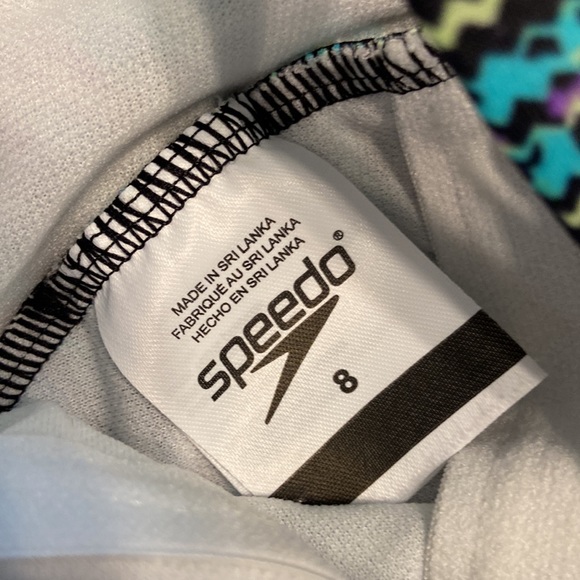 Speedo One Piece Swimsuit size 8 BNWOT - Picture 4 of 12